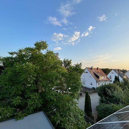 Messe- Und Ferienwohnung Feucht Exteriér fotografie